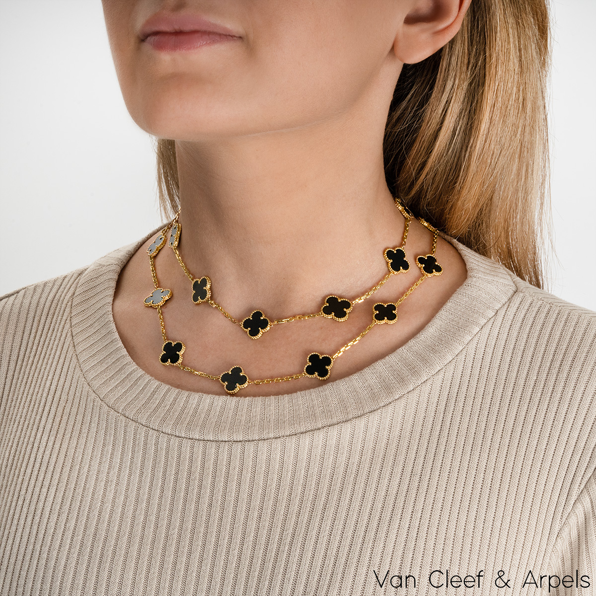 Van Cleef and Arpels Onyx Vintage Alhambra Necklace VCARA43100 at